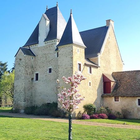 Roeze-sur-Sarthe Manoir De La Beuneche - Location Du Manoir Entier מראה חיצוני תמונה